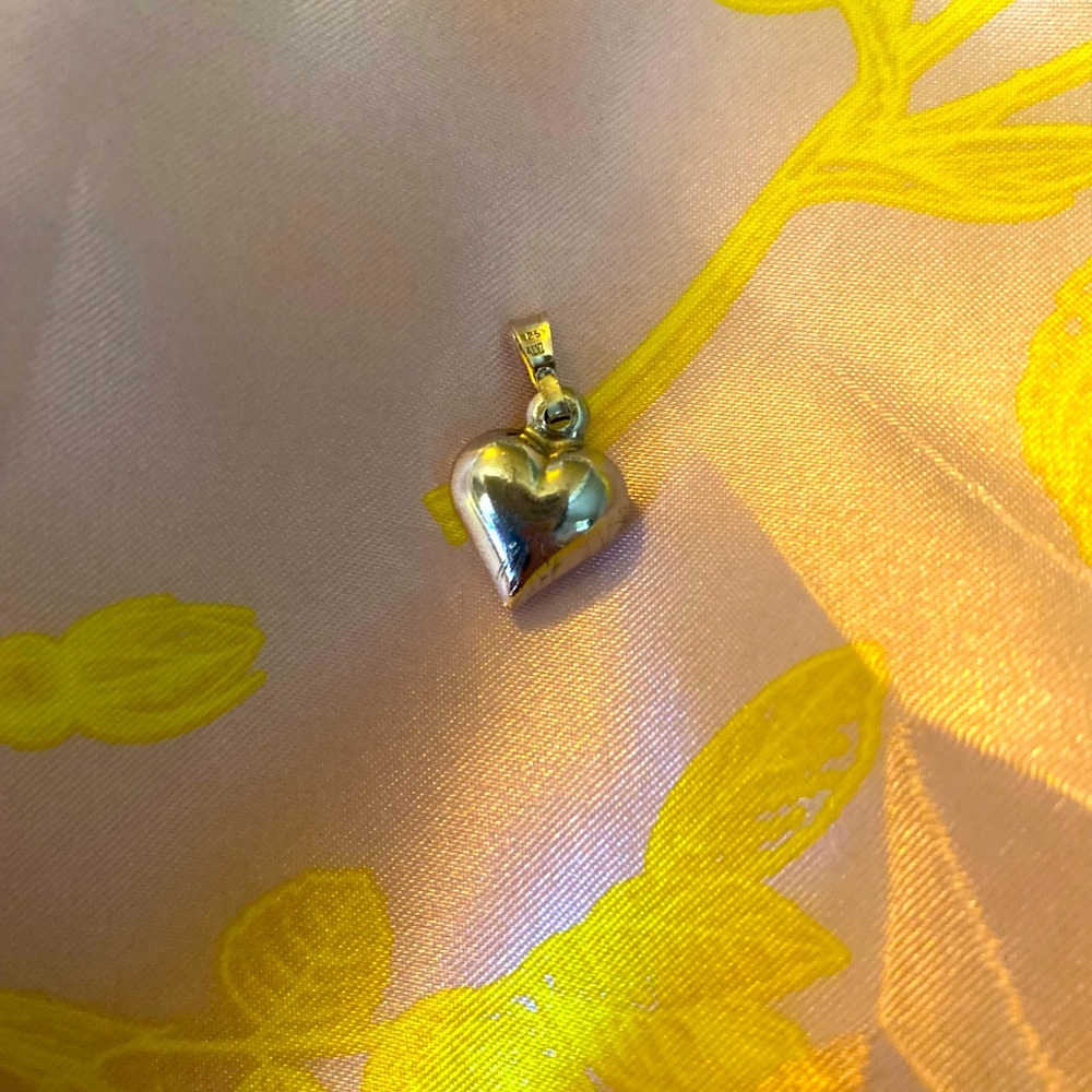 ASJ puffy heart pendant